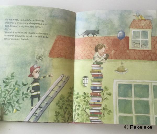 La Montaña de Libros más Alta del Mundo (interior_3)